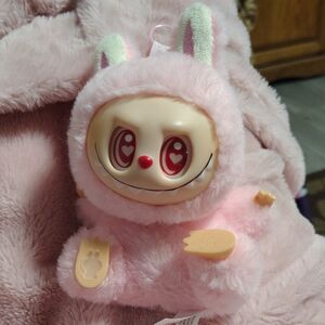 Authentic: Labubu-Have A Seat-DaDa